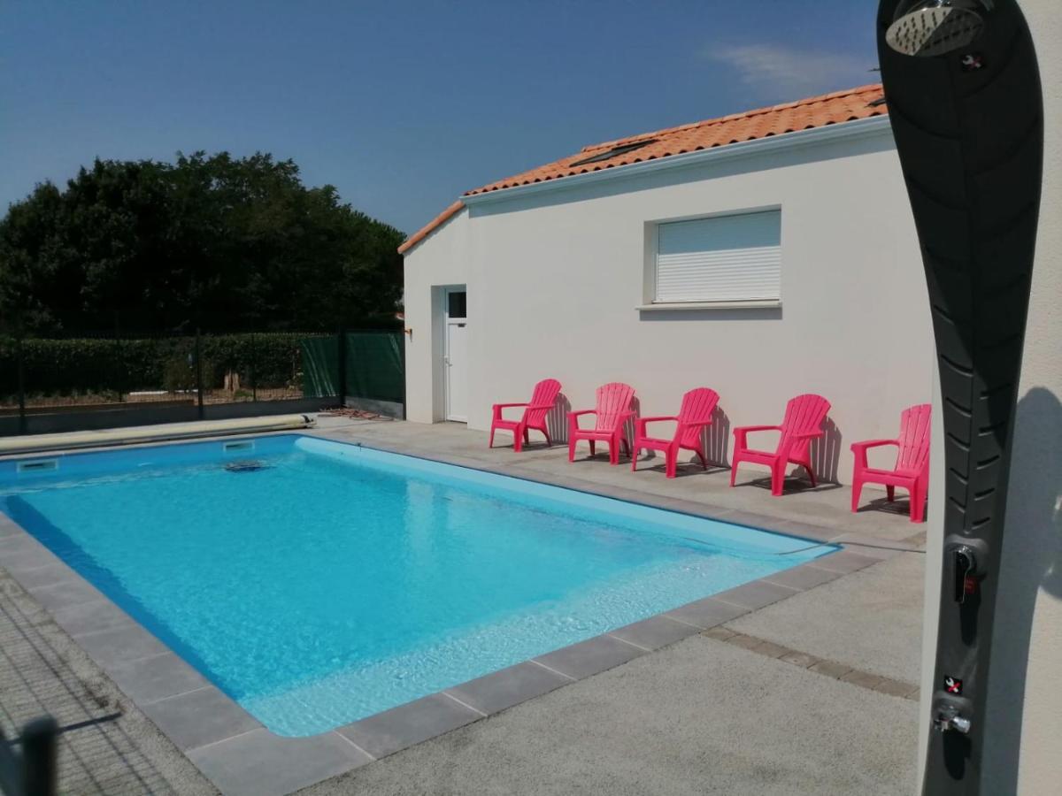 Au Logis Des Muriers Vairé Exterior foto